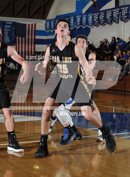 Thumbnail 3 in San Luis Obispo vs. San Marino (CIF D4AA Second Round) photogallery.