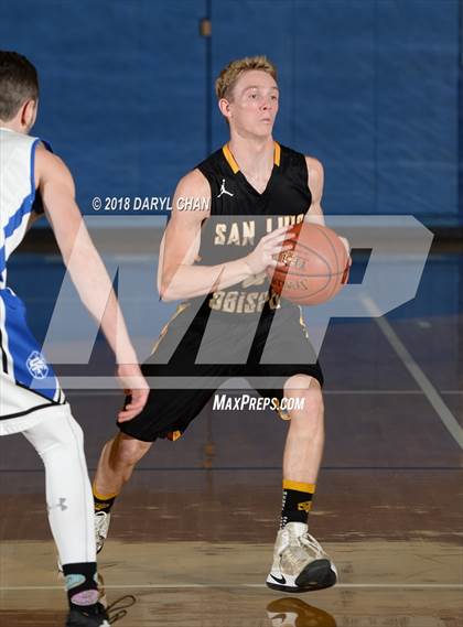 Thumbnail 3 in San Luis Obispo vs. San Marino (CIF D4AA Second Round) photogallery.