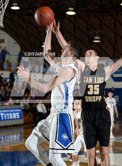 Thumbnail 1 in San Luis Obispo vs. San Marino (CIF D4AA Second Round) photogallery.