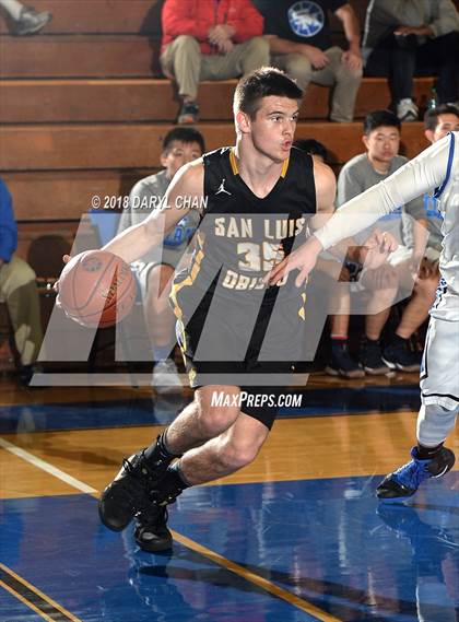 Thumbnail 2 in San Luis Obispo vs. San Marino (CIF D4AA Second Round) photogallery.