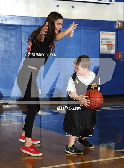 Thumbnail 3 in San Luis Obispo vs. San Marino (CIF D4AA Second Round) photogallery.