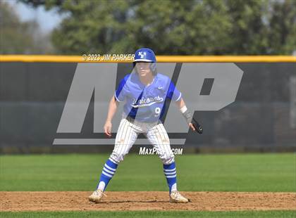 Thumbnail 2 in New Braunfels vs Vandegrift (Hill Country Classic) photogallery.