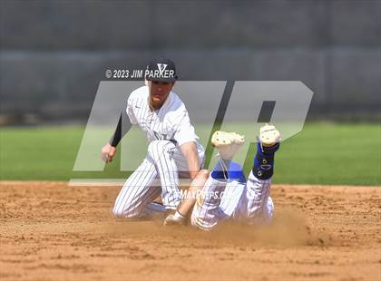 Thumbnail 3 in New Braunfels vs Vandegrift (Hill Country Classic) photogallery.