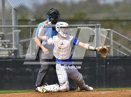 Thumbnail 3 in New Braunfels vs Vandegrift (Hill Country Classic) photogallery.