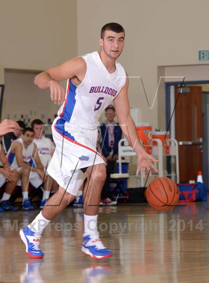 Thumbnail 3 in Moreau Catholic vs. Folsom (MaxPreps Holiday Classic) photogallery.