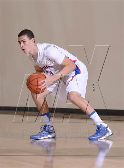 Thumbnail 2 in Moreau Catholic vs. Folsom (MaxPreps Holiday Classic) photogallery.