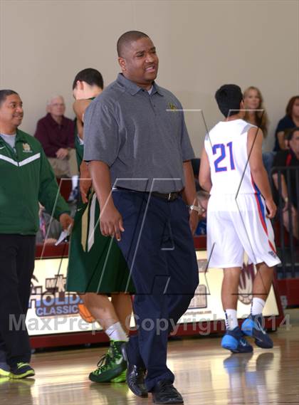 Thumbnail 1 in Moreau Catholic vs. Folsom (MaxPreps Holiday Classic) photogallery.