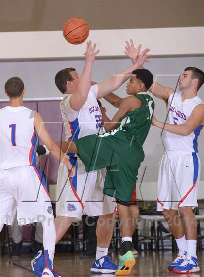 Thumbnail 3 in Moreau Catholic vs. Folsom (MaxPreps Holiday Classic) photogallery.