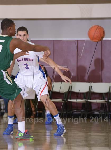 Thumbnail 3 in Moreau Catholic vs. Folsom (MaxPreps Holiday Classic) photogallery.