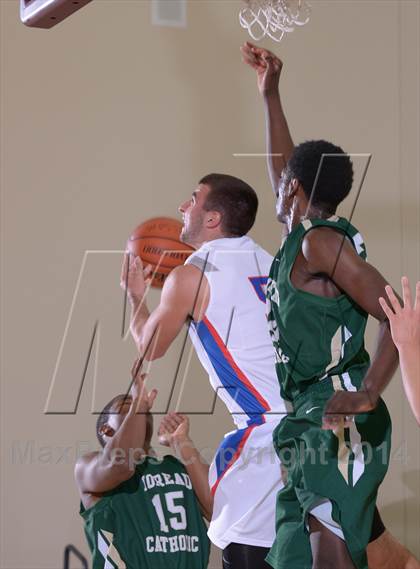 Thumbnail 3 in Moreau Catholic vs. Folsom (MaxPreps Holiday Classic) photogallery.