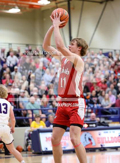 Thumbnail 1 in  Sam Rayburn vs. Tolar (UIL 2A Region II Semifinal) photogallery.