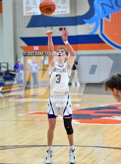 Thumbnail 1 in  Sam Rayburn vs. Tolar (UIL 2A Region II Semifinal) photogallery.