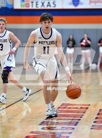 Thumbnail 1 in  Sam Rayburn vs. Tolar (UIL 2A Region II Semifinal) photogallery.