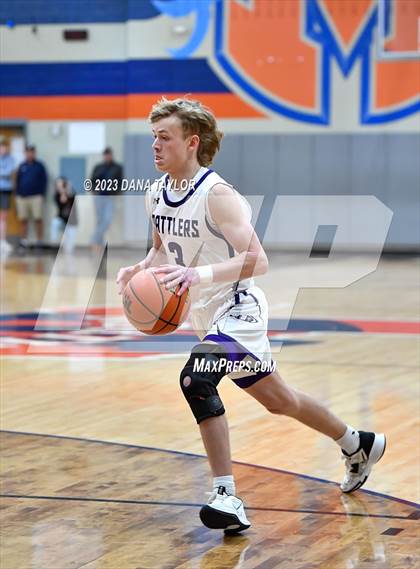 Thumbnail 1 in  Sam Rayburn vs. Tolar (UIL 2A Region II Semifinal) photogallery.
