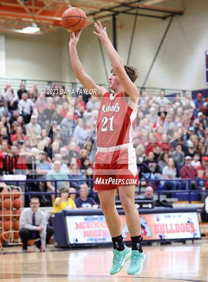 Thumbnail 2 in  Sam Rayburn vs. Tolar (UIL 2A Region II Semifinal) photogallery.