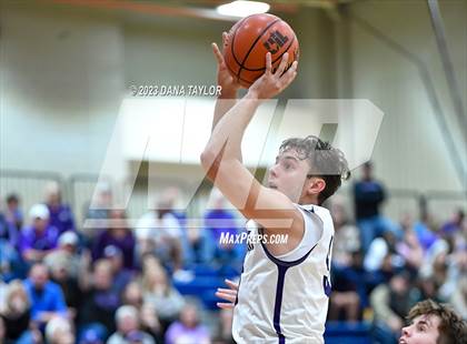 Thumbnail 1 in  Sam Rayburn vs. Tolar (UIL 2A Region II Semifinal) photogallery.