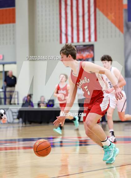 Thumbnail 2 in  Sam Rayburn vs. Tolar (UIL 2A Region II Semifinal) photogallery.