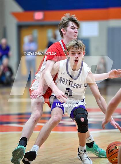 Thumbnail 3 in  Sam Rayburn vs. Tolar (UIL 2A Region II Semifinal) photogallery.