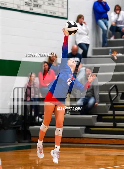 Thumbnail 2 in Western Boone vs. Guerin Catholic (IHSAA 3A Regional Championship) photogallery.