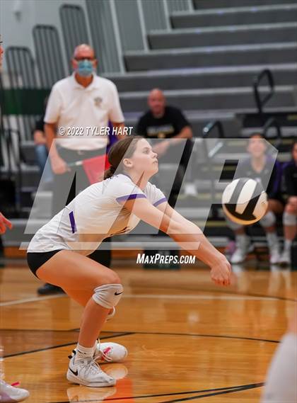 Thumbnail 2 in Western Boone vs. Guerin Catholic (IHSAA 3A Regional Championship) photogallery.