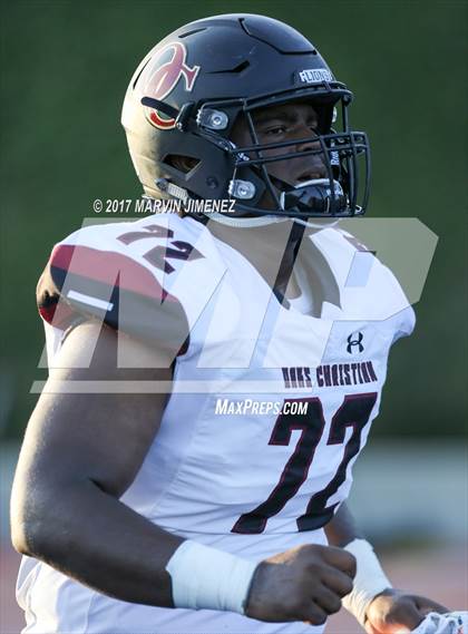Thumbnail 2 in Oaks Christian vs Chaminade  photogallery.