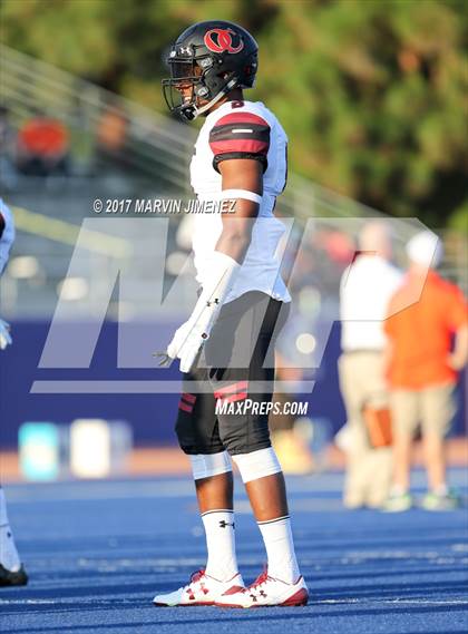 Thumbnail 2 in Oaks Christian vs Chaminade  photogallery.