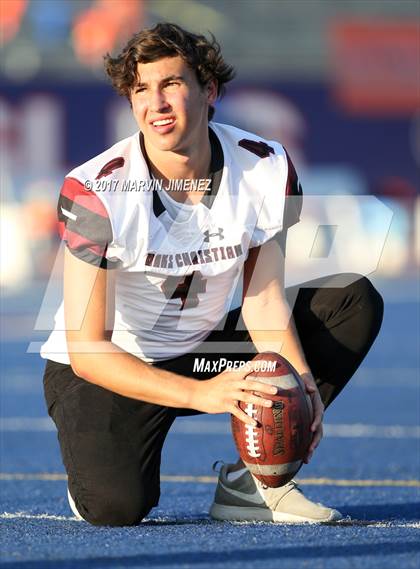 Thumbnail 3 in Oaks Christian vs Chaminade  photogallery.
