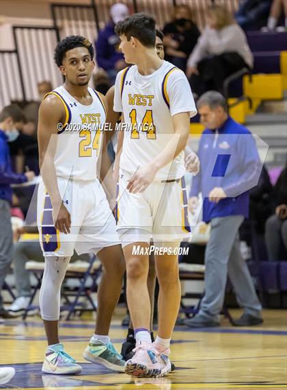 Thumbnail 2 in Norfolk @ Bellevue West photogallery.