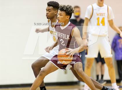 Thumbnail 1 in Norfolk @ Bellevue West photogallery.