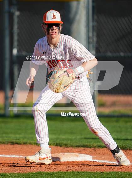 Thumbnail 2 in La Junta vs. Valley Christian (Coach Bob Tournament) photogallery.