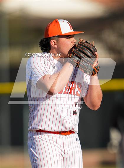 Thumbnail 1 in La Junta vs. Valley Christian (Coach Bob Tournament) photogallery.