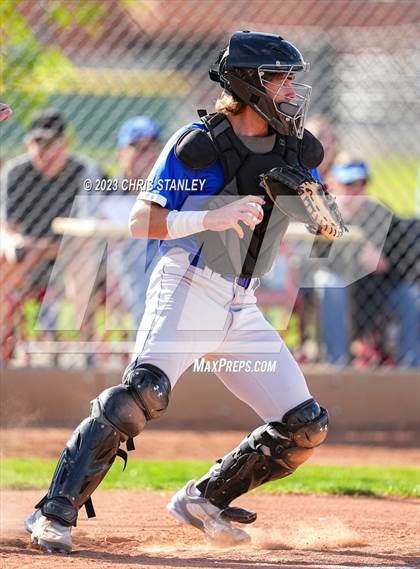 Thumbnail 3 in La Junta vs. Valley Christian (Coach Bob Tournament) photogallery.
