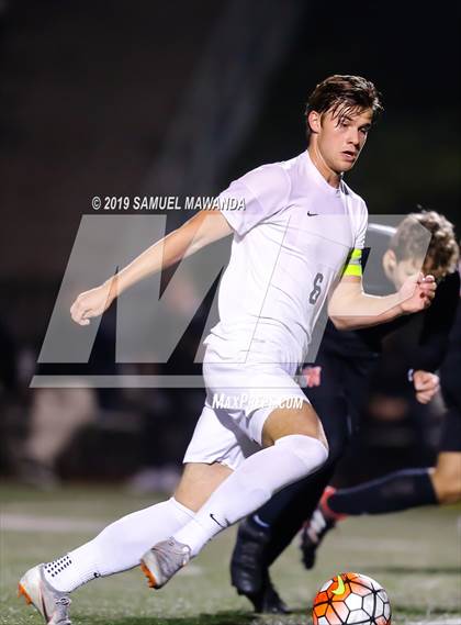Thumbnail 1 in  Loyola @ Harvard-Westlake photogallery.