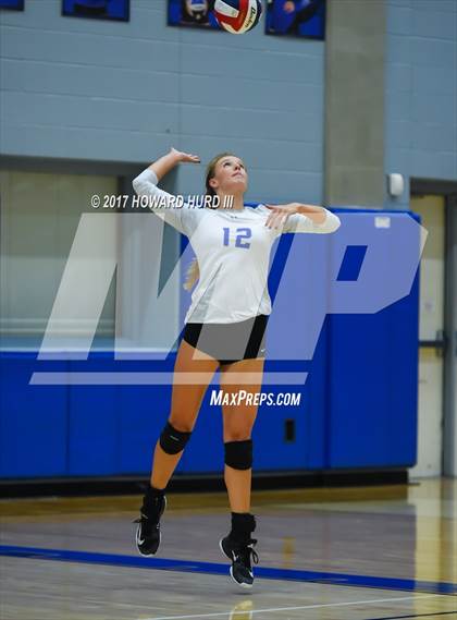 Thumbnail 3 in Aledo @ Brewer photogallery.