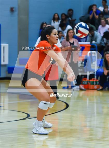 Thumbnail 2 in Aledo @ Brewer photogallery.