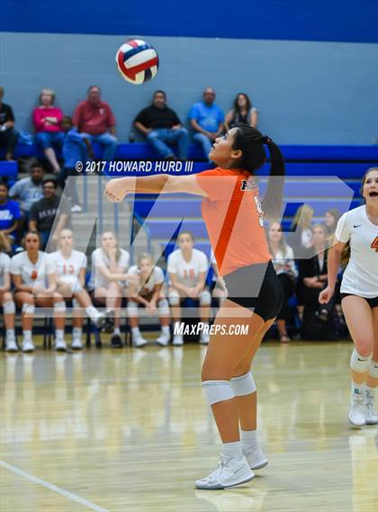 Thumbnail 1 in Aledo @ Brewer photogallery.