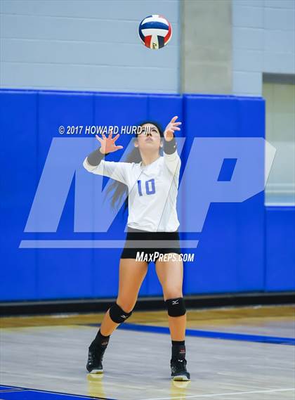 Thumbnail 1 in Aledo @ Brewer photogallery.