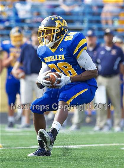 Thumbnail 3 in St. Edward @ Archbishop Moeller photogallery.