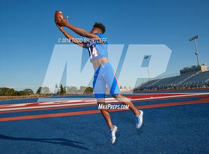 Thumbnail 2 in Folsom (Preseason Early Contenders Photo Shoot) photogallery.