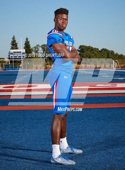 Thumbnail 3 in Folsom (Preseason Early Contenders Photo Shoot) photogallery.