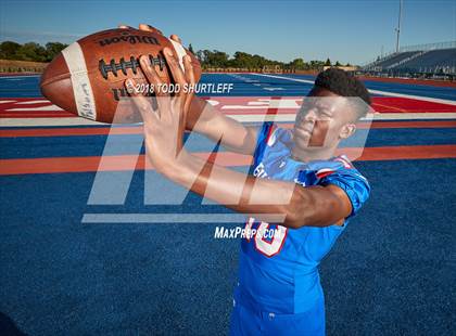 Thumbnail 3 in Folsom (Preseason Early Contenders Photo Shoot) photogallery.