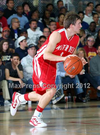 Thumbnail 1 in Mater Dei vs. St. John Bosco photogallery.