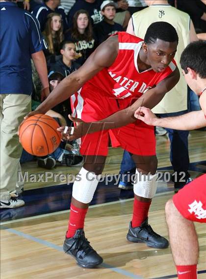 Thumbnail 1 in Mater Dei vs. St. John Bosco photogallery.