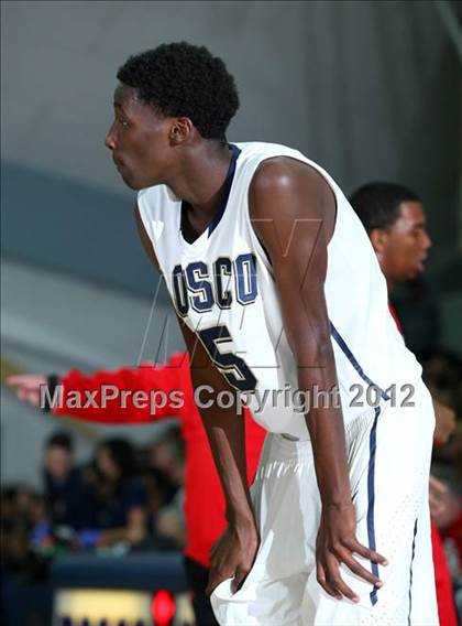 Thumbnail 1 in Mater Dei vs. St. John Bosco photogallery.