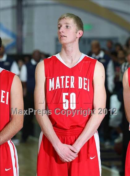 Thumbnail 2 in Mater Dei vs. St. John Bosco photogallery.