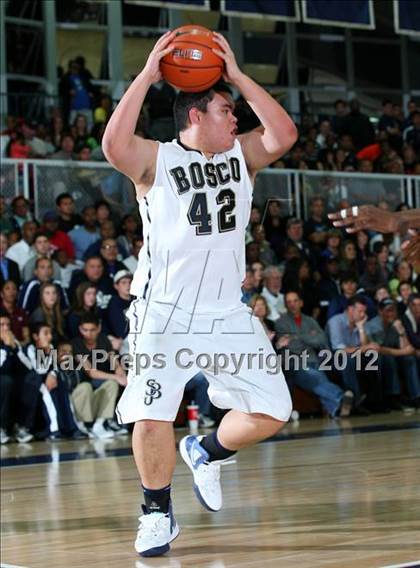 Thumbnail 2 in Mater Dei vs. St. John Bosco photogallery.