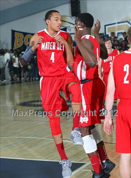 Thumbnail 2 in Mater Dei vs. St. John Bosco photogallery.