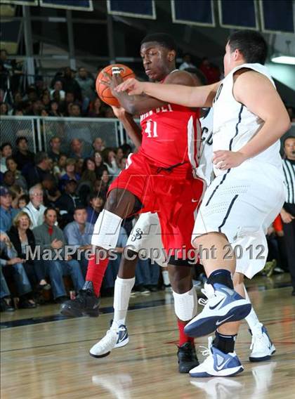 Thumbnail 1 in Mater Dei vs. St. John Bosco photogallery.