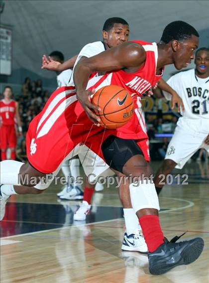 Thumbnail 3 in Mater Dei vs. St. John Bosco photogallery.