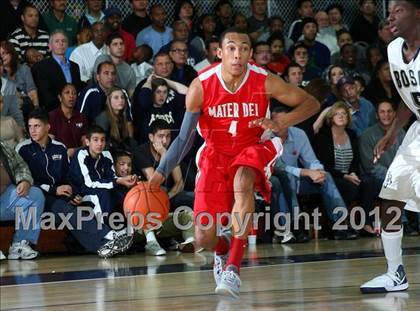 Thumbnail 2 in Mater Dei vs. St. John Bosco photogallery.